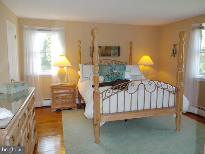 3873 Robin Road Buckingham, PA 18925 - Photo 15 of 23