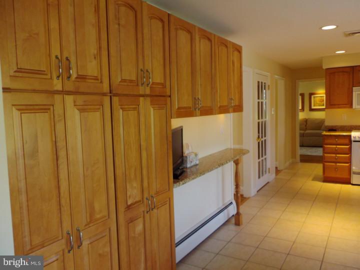 3873 Robin Road Buckingham, PA 18925 - Photo 6 of 23