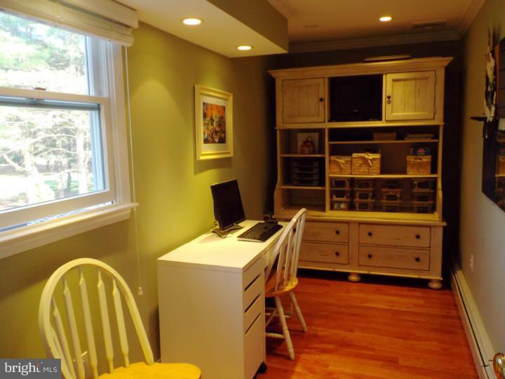 3873 Robin Road Buckingham, PA 18925 - Photo 7 of 23