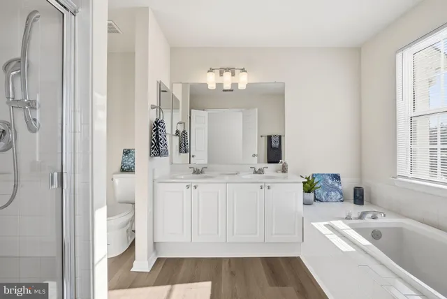 $495,000 | 15461 Port Washington Court, Dumfries, VA 22025