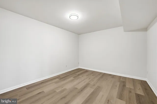 $495,000 | 15461 Port Washington Court, Dumfries, VA 22025