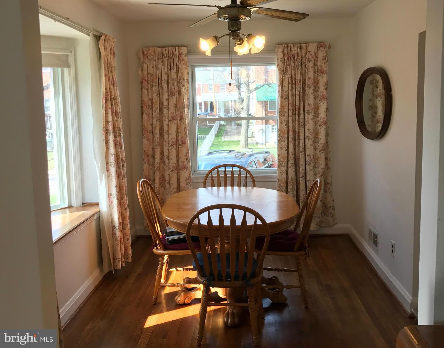 928 Arncliffe Road Baltimore, MD 21221 - Photo 8 of 27 Dining Room