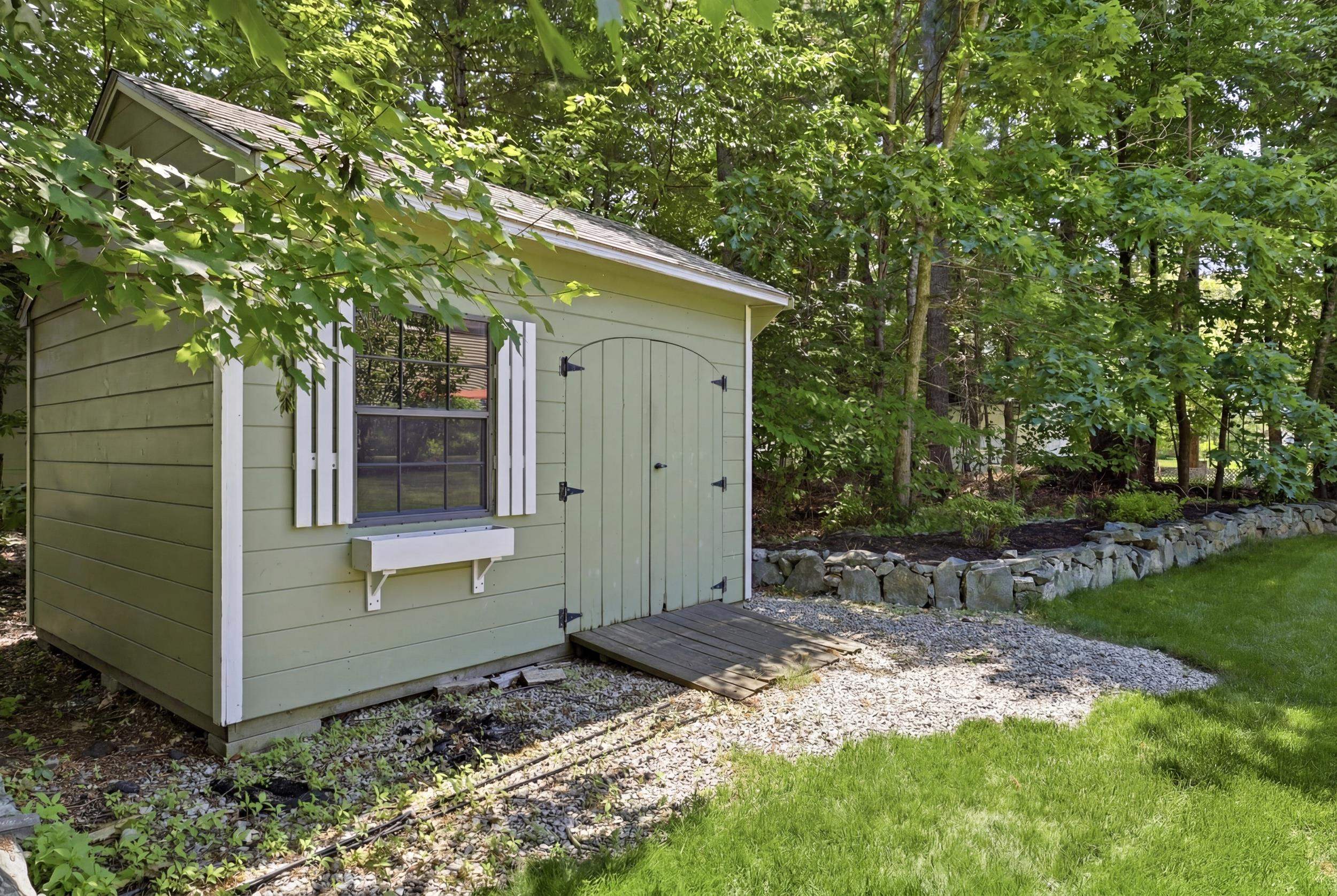57 Lindsay Road Hooksett, NH 03106 - Photo 45 of 51