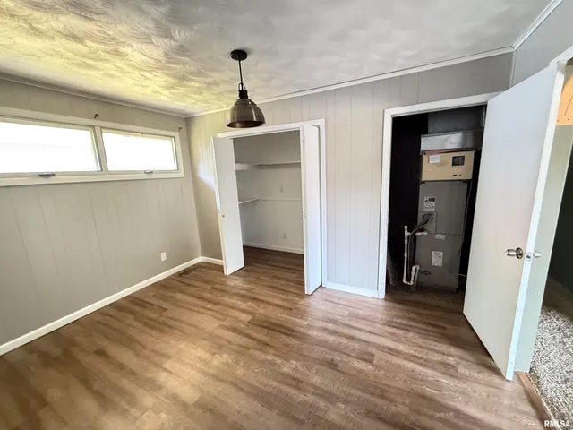 $64,000 | 211 East Cleveland Street, West Frankfort, IL 62896