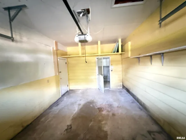 $64,000 | 211 East Cleveland Street, West Frankfort, IL 62896