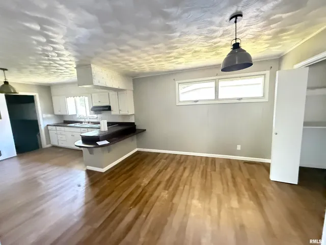 $64,000 | 211 East Cleveland Street, West Frankfort, IL 62896