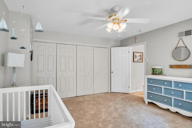 $349,900 | 35 Kensington Square, Mechanicsburg, PA 17050