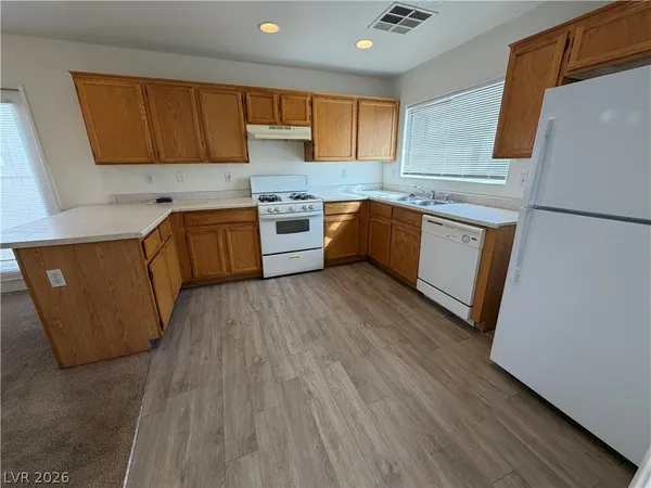 $1,650 | 5211 Paradise Skies Avenue, Las Vegas, NV 89156