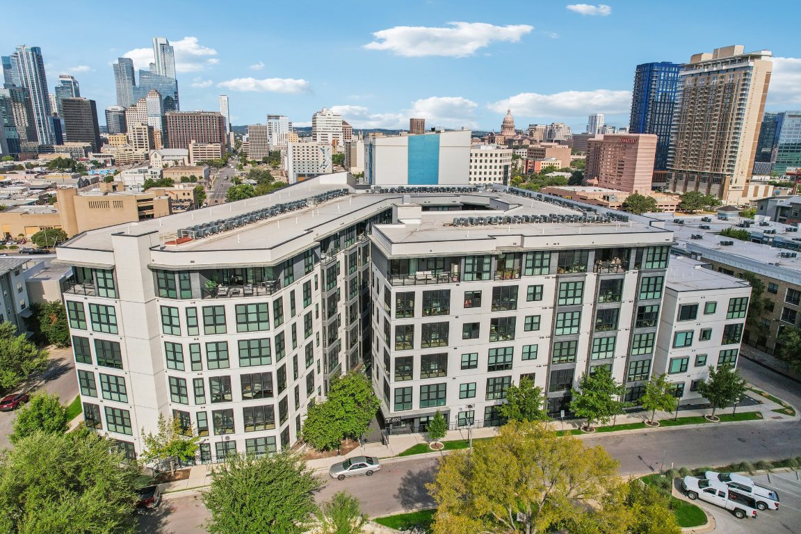 800 Embassy Drive, Unit 429 Austin, TX 78702 - Photo 29 of 40 a view of a city with tall buildings