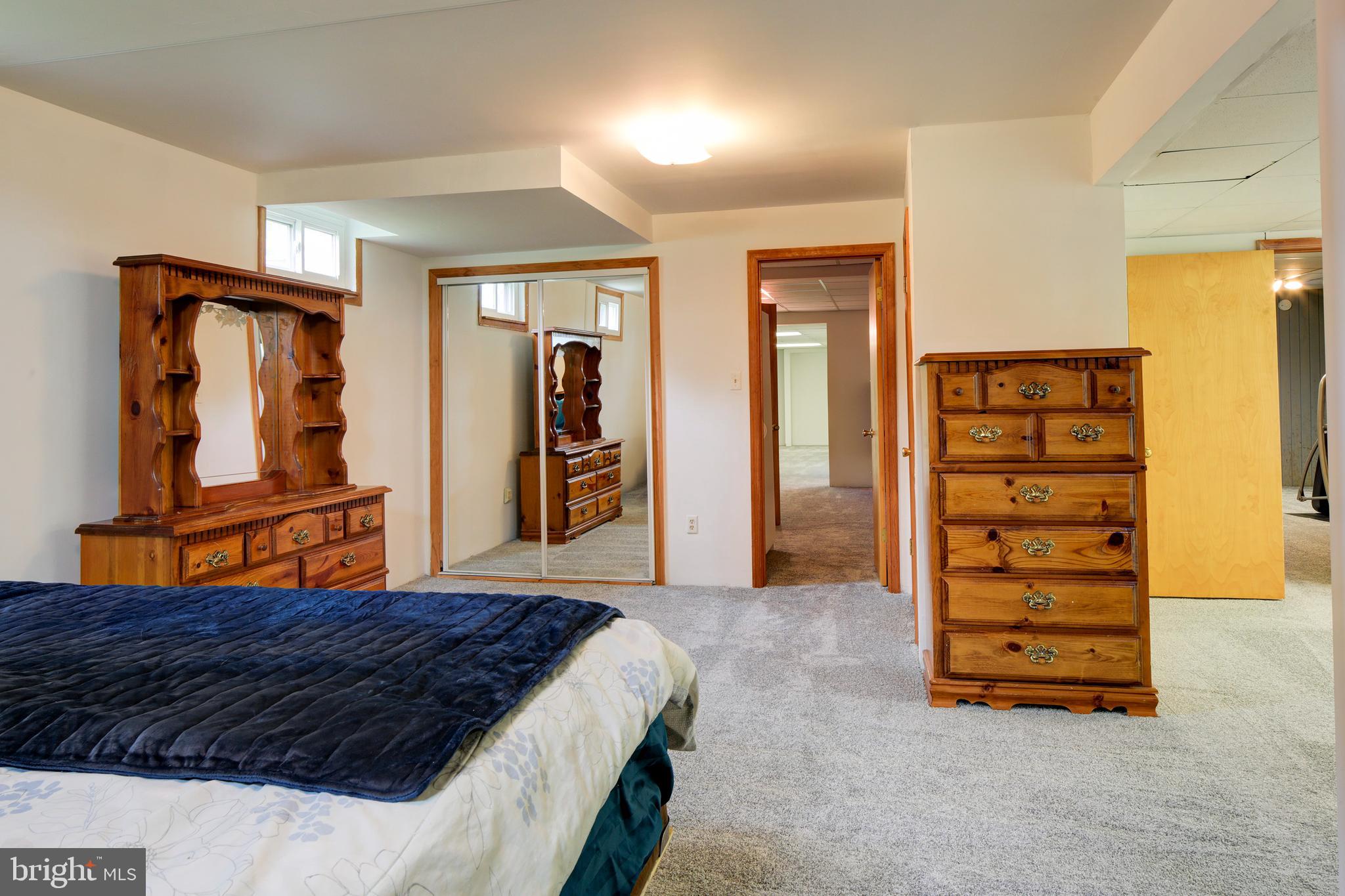 1543 Governor Bridge Road Davidsonville, MD 21035 - Photo 28 of 42 Family room??