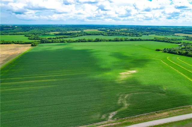 $4,944,450 | Northwest 50th Street, Trenton, MO 64683