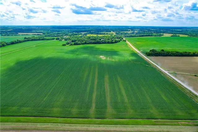 $4,944,450 | Northwest 50th Street, Trenton, MO 64683