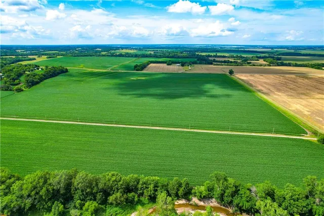 $4,944,450 | Northwest 50th Street, Trenton, MO 64683