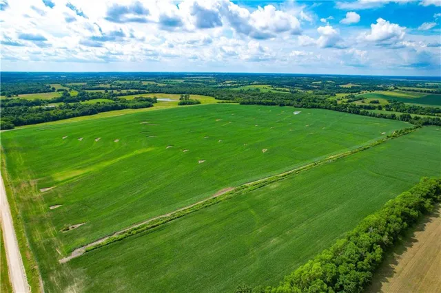 $4,944,450 | Northwest 50th Street, Trenton, MO 64683