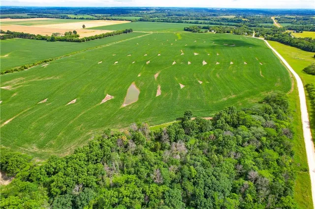 $4,944,450 | Northwest 50th Street, Trenton, MO 64683