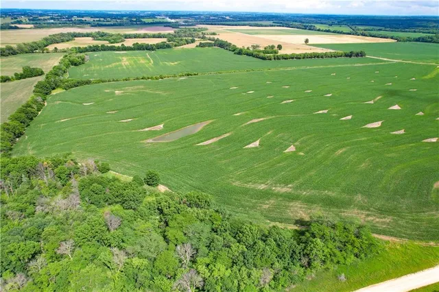 $4,944,450 | Northwest 50th Street, Trenton, MO 64683