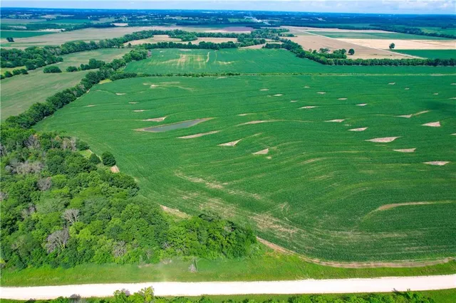 $4,944,450 | Northwest 50th Street, Trenton, MO 64683