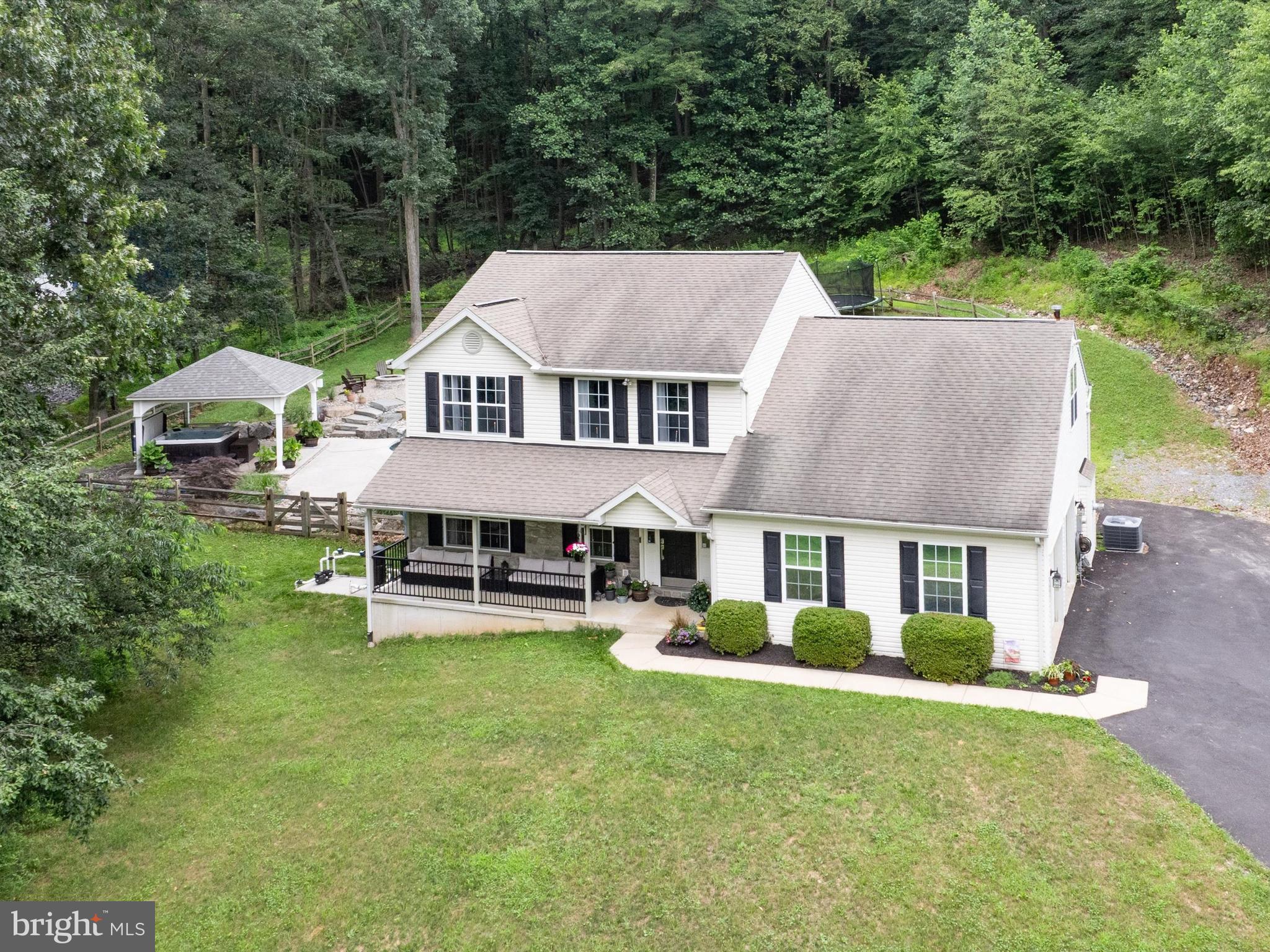317 Blandon Road Fleetwood, PA 19522 - Photo 3 of 55 Gallery Image 3