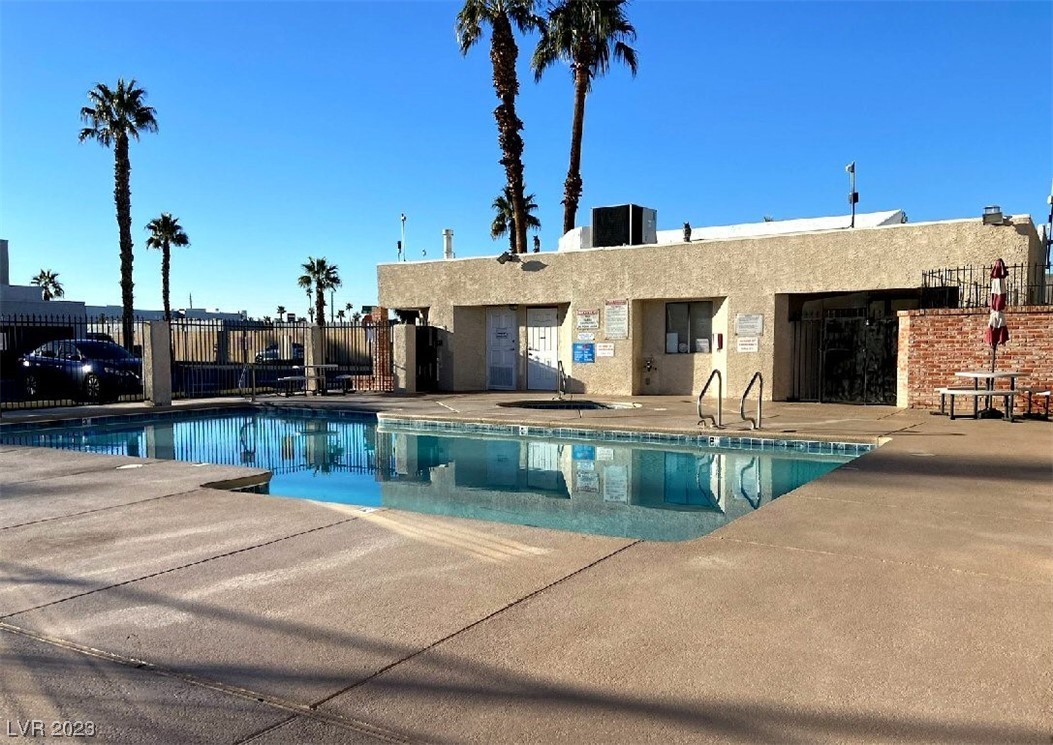 2609 Ruthe Duarte Avenue Las Vegas, NV 89121 - Photo 19 of 24