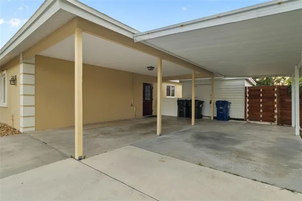 $875,000 | 6454 Beechwood Avenue, Sarasota, FL 34231