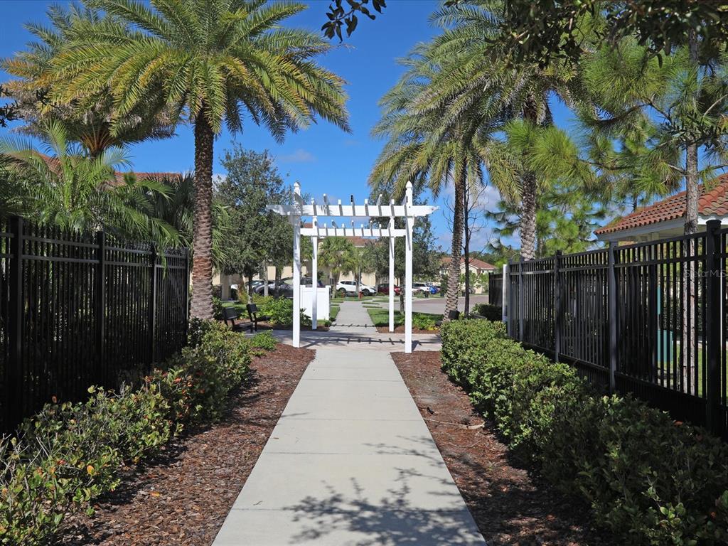 8363 Enclave Way, Unit 101 Sarasota, FL 34243 - Photo 26 of 28