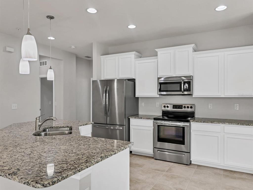 8363 Enclave Way, Unit 101 Sarasota, FL 34243 - Photo 6 of 28
