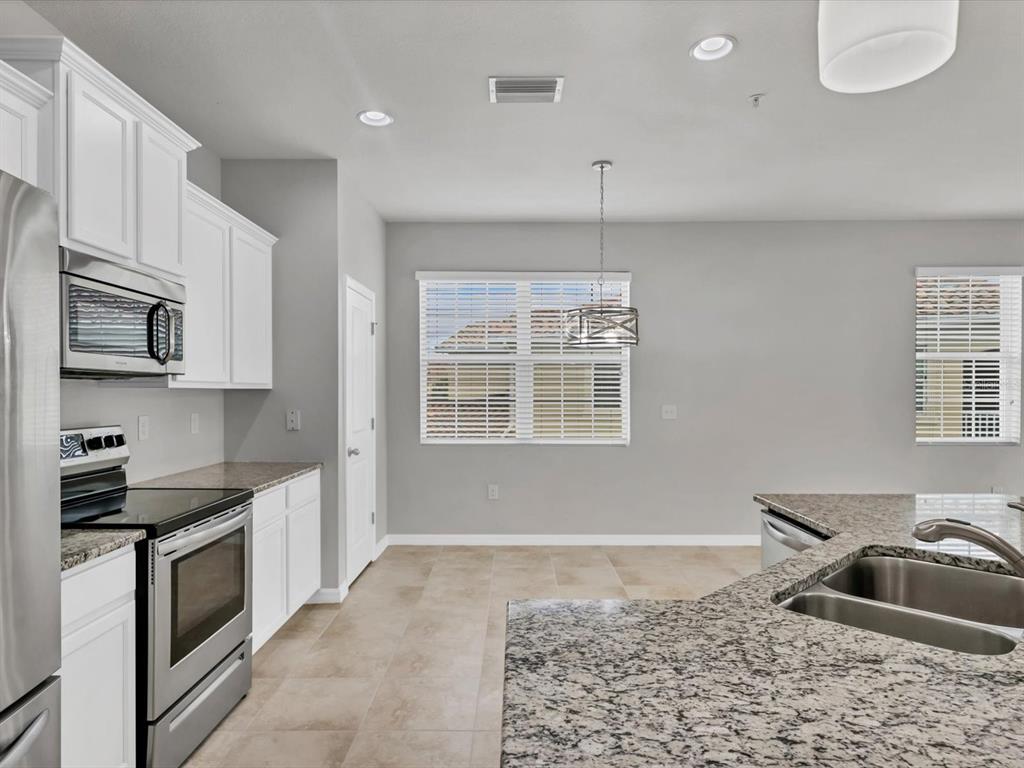 8363 Enclave Way, Unit 101 Sarasota, FL 34243 - Photo 7 of 28