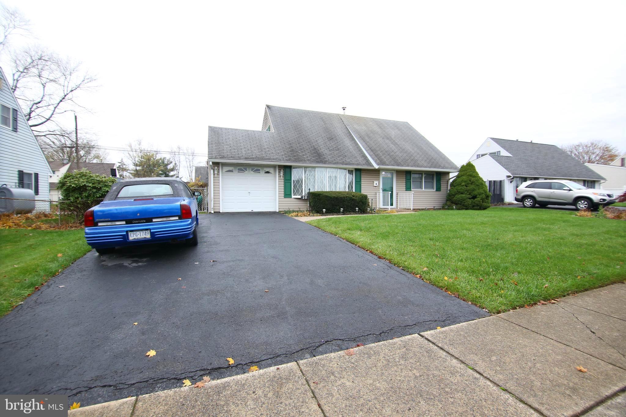 30 Curry Hill Road Levittown, PA 19057 - Photo 2 of 13 Gallery Image 2