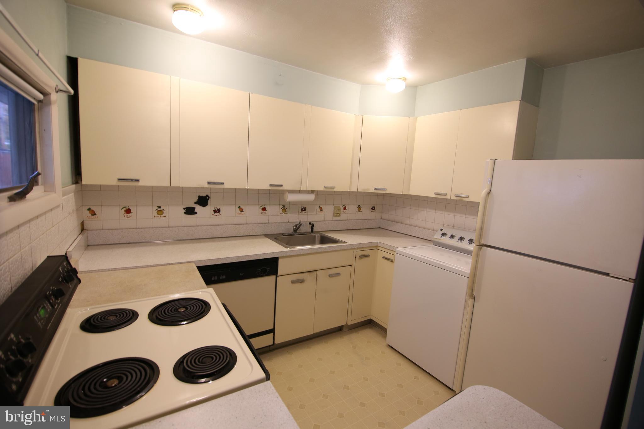 30 Curry Hill Road Levittown, PA 19057 - Photo 13 of 13 Gallery Image 13