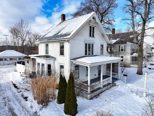 $410,000 | 68 Court Street, Middlebury, VT 05753