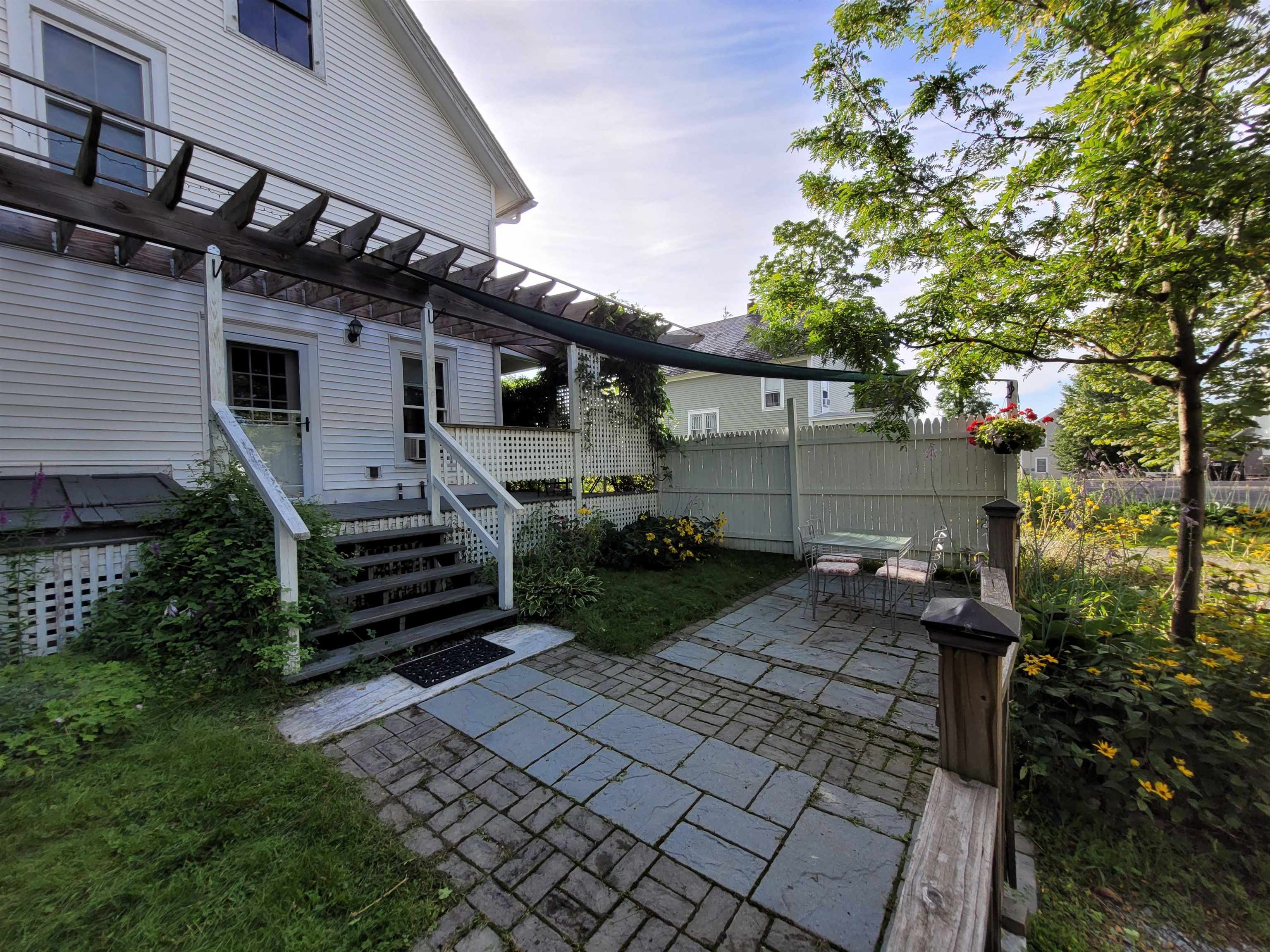 68 Court Street Middlebury, VT 05753 - Photo 11 of 34