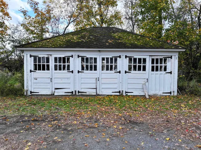 $410,000 | 68 Court Street, Middlebury, VT 05753