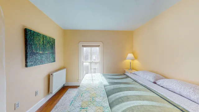 $410,000 | 68 Court Street, Middlebury, VT 05753