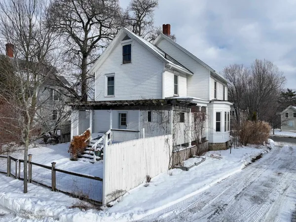 $410,000 | 68 Court Street, Middlebury, VT 05753