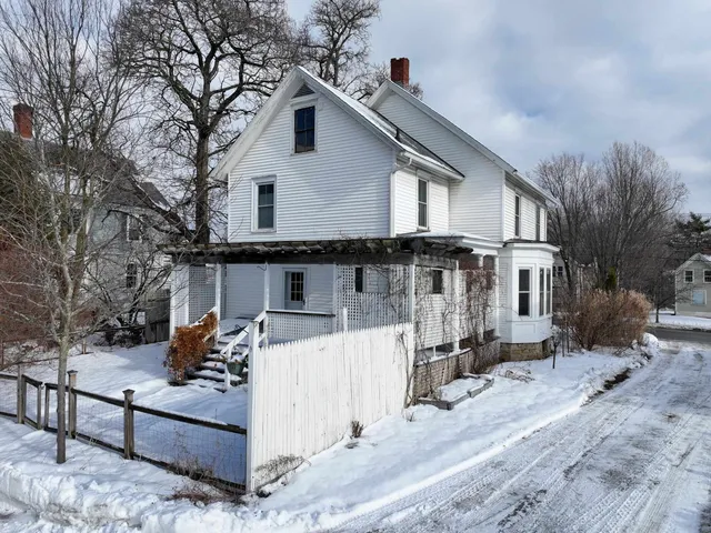 $410,000 | 68 Court Street, Middlebury, VT 05753