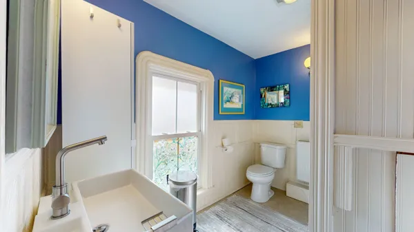 $410,000 | 68 Court Street, Middlebury, VT 05753