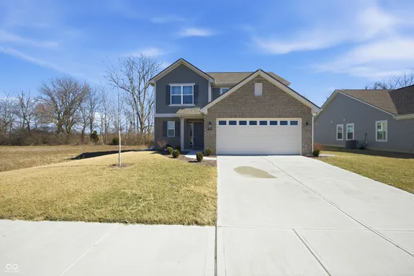 $345,000 | 610 Persimmon Pass, Lapel, IN 46051