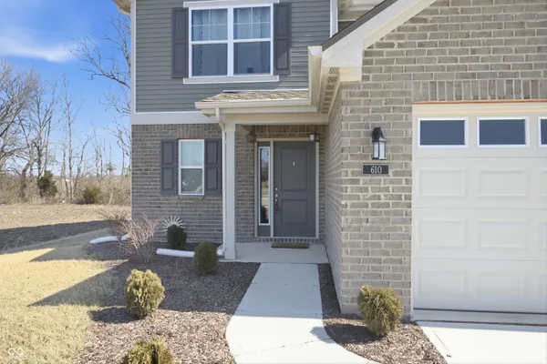 $345,000 | 610 Persimmon Pass, Lapel, IN 46051