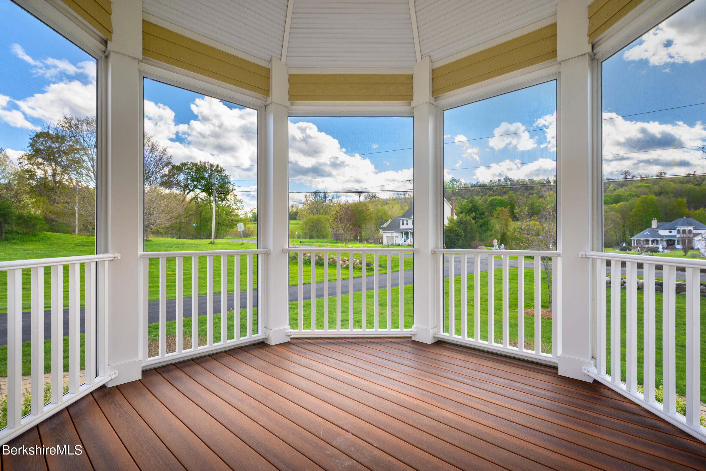 9 East Road Adams, MA 01220 - Photo 4 of 53 9-East-Rd-64
