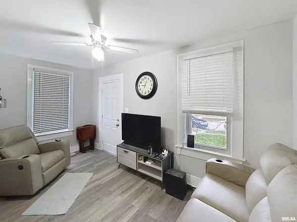 $119,900 | 2320 18th Street A, Moline, IL 61265