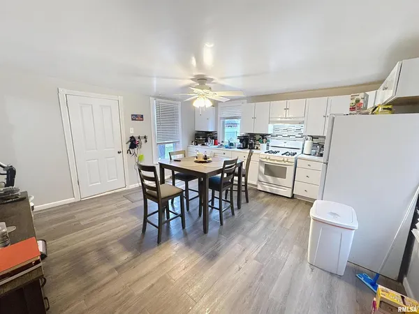 $119,900 | 2320 18th Street A, Moline, IL 61265