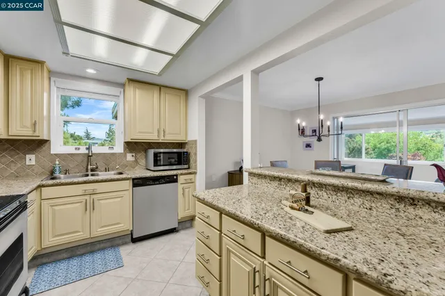 $519,000 | 1935 Golden Rain Road, Unit 1, Walnut Creek, CA 94595