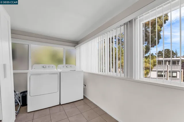 $519,000 | 1935 Golden Rain Road, Unit 1, Walnut Creek, CA 94595