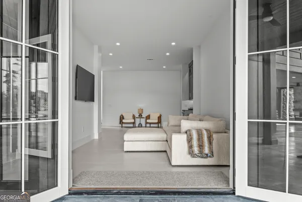 $3,399,000 | 2280 Osprey Poynte, Greensboro, GA 30642