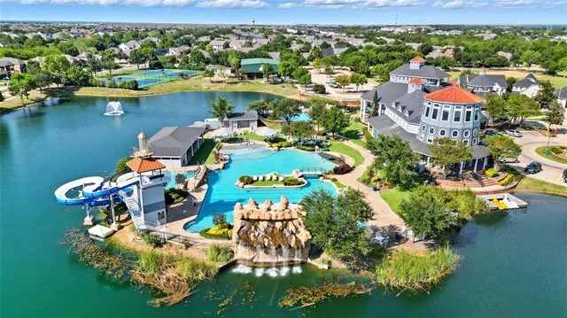 $345,000 | 937 King George Lane, Savannah, TX 76227