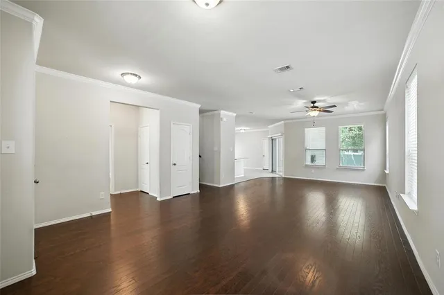 $345,000 | 937 King George Lane, Savannah, TX 76227