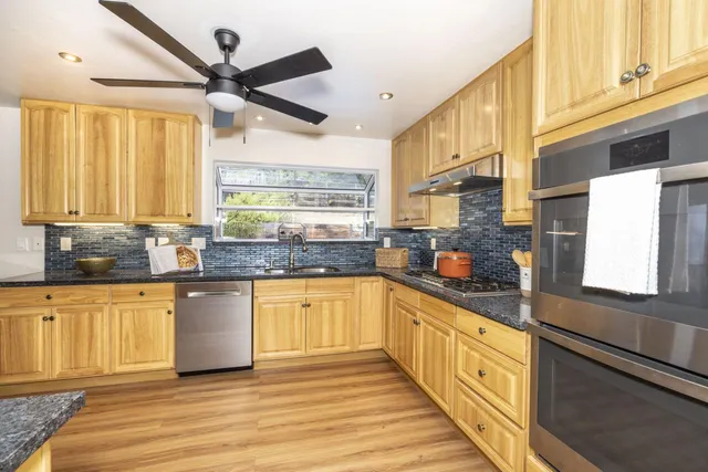 $1,998,000 | 3622 Farm Hill Boulevard, Redwood City, CA 94061