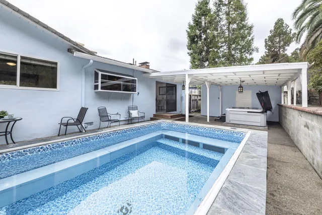 $1,998,000 | 3622 Farm Hill Boulevard, Redwood City, CA 94061