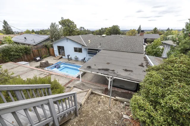 $1,998,000 | 3622 Farm Hill Boulevard, Redwood City, CA 94061