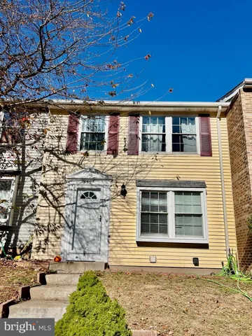 $440,000 | 3331 Wyndale Court, Woodbridge, VA 22192